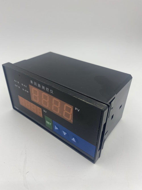 BL8016�λ�·�y�؃x���郦(ch��)�͹��O(sh��)Ӌ(j��)